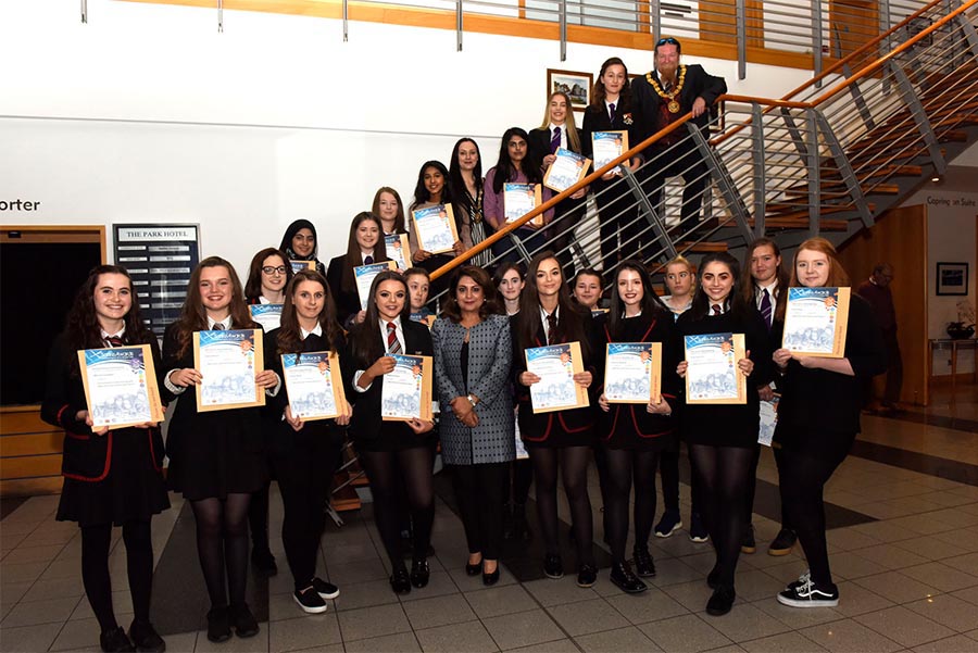 Sept 2017 Baroness Mobarik presents Saltire Awards Corrymeela Team